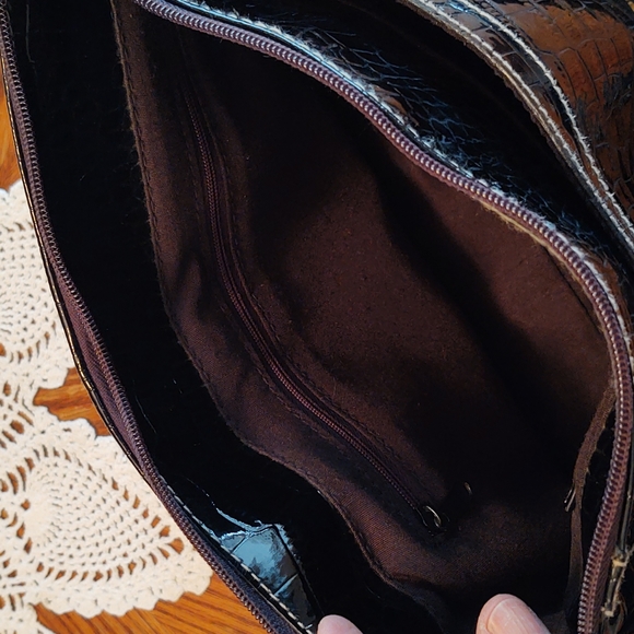 Liz Claiborne Vegan Patent Leather Purse, Wallet, Keychain Set Black - Picture 9 of 16